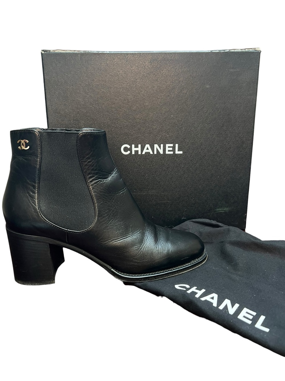 Chanel Glazed Calfskin Chelsea Ankle Boots Black CC Logo Block Heel EU 40 9.5
